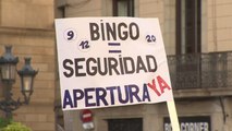 Centenares de trabajadores de salones de juego protestan en Barcelona