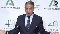 Andalucía advierte a Sánchez de que incumple las normas con inmigrantes: 