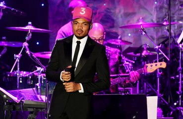 Chance the Rapper elogia colaboração musical com Justin Bieber: 'Realmente especial'
