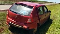 Colisão traseira deixa motorista ferido na rodovia PR-180