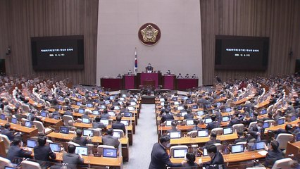'만 16세 이상' 전동킥보드 운전...도로교통법 통과 / YTN