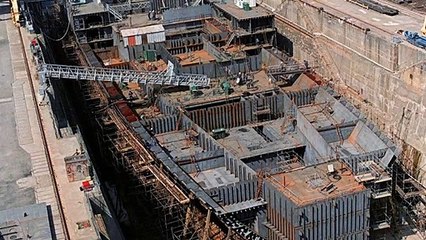 Quel nom choisiriez-vous pour le prochain porte-avions nucléaire basé à Toulon? _IN