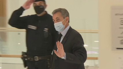 Download Video: Procès Sarkozy : les sénateurs LR dénoncent « un règlement de comptes »