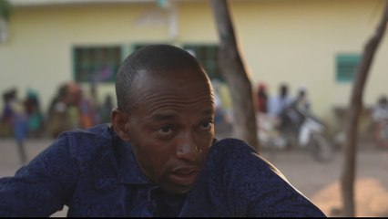 Spain starts sending migrants home