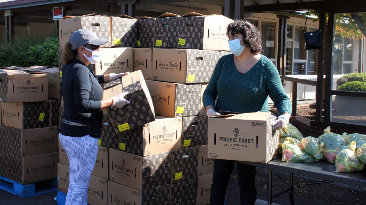 Food Banks and Pantries Are Seeing Their Greatest Need in Years — Here's How You Can Help