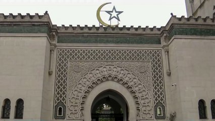 مشروع قانون فرنسي "لضبط" تسجيل الجمعيات الدينية وبناء دور العبادة