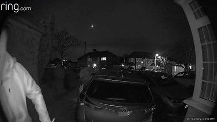 Strangers Captured Allegedly Stealing Catalytic Converter