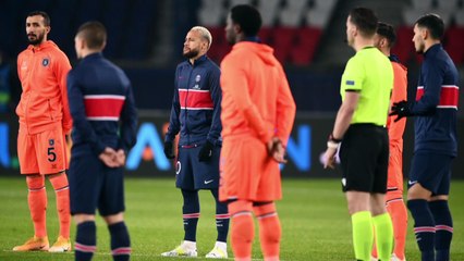 PSG-Basaksehir acaba con lluvia de goles y de gestos contra el racismo