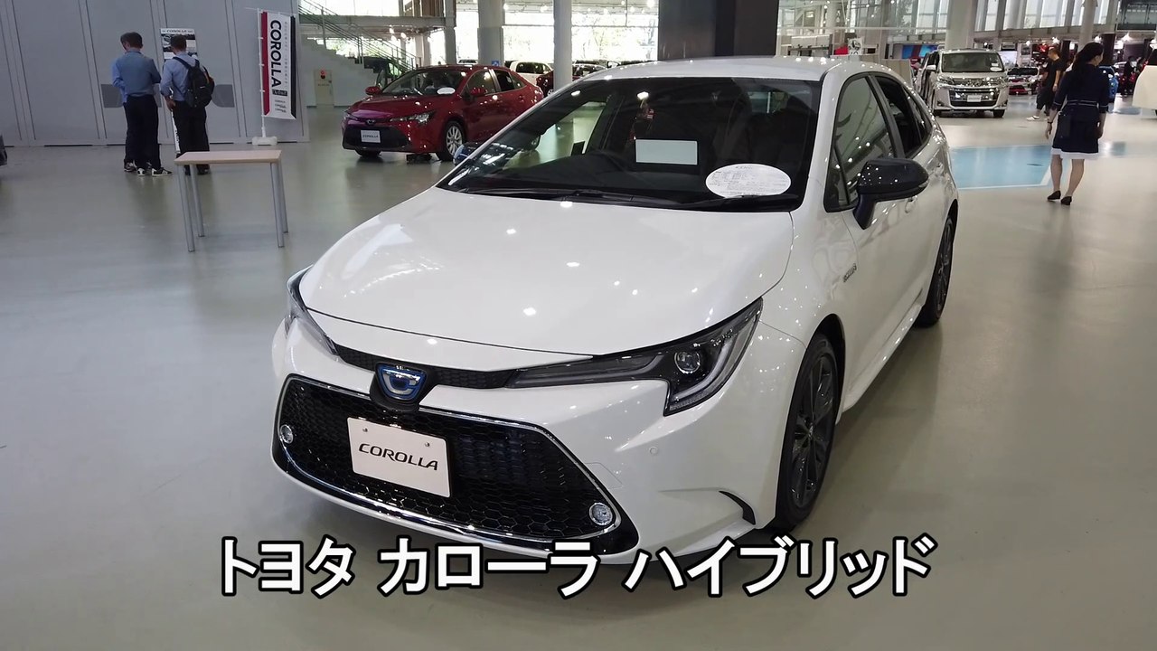 トヨタ カローラ （セダン ハイブリッド）TOYOTA COROLLA HYBRID W×B