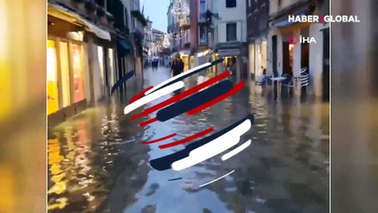 Venedik yine sular altında kaldı