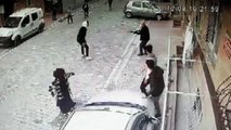 İstanbul’da dehşet anları… Top oynayan çocuklara sinirlendi, ateş açtı