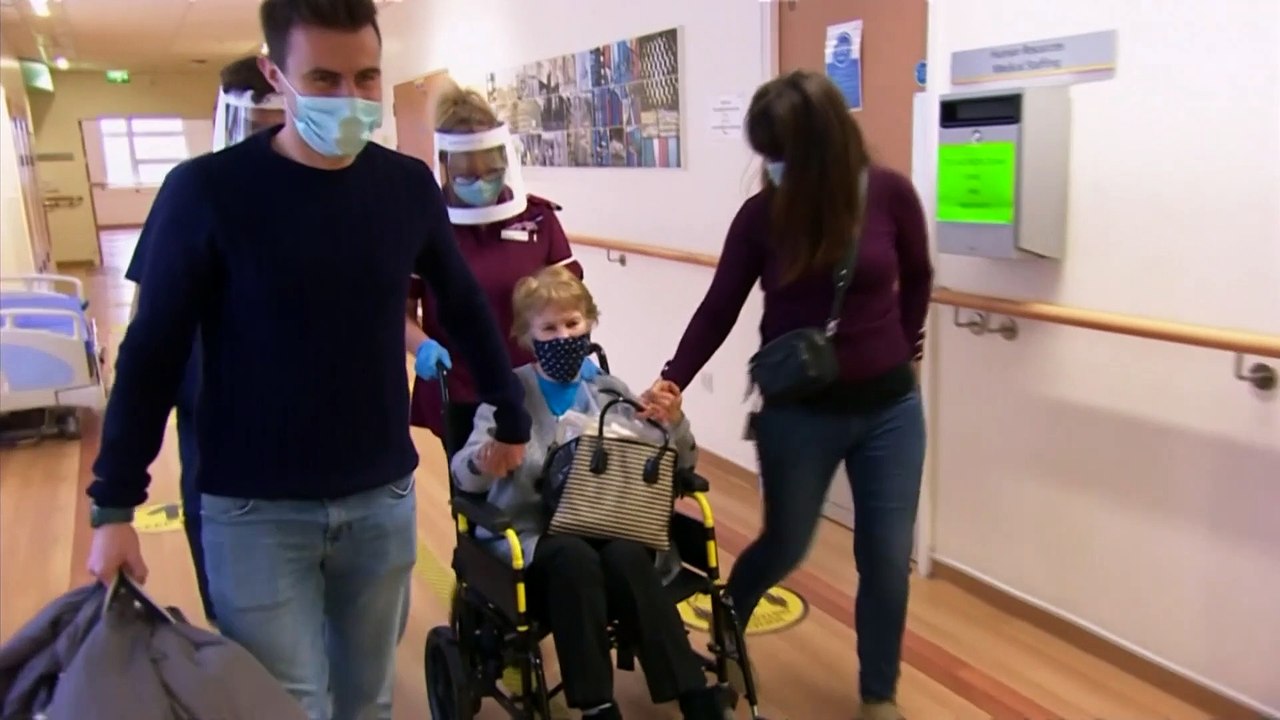 В России и Великобритании продолжается вакцинация от коронавируса