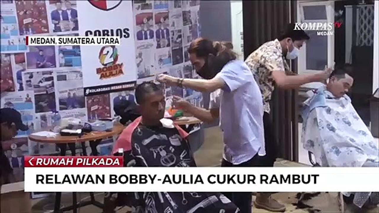 Relawan Bobby-Aulia Cukur Rambut