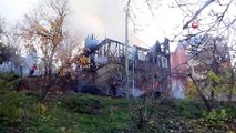 Kastamonu'da 2 katlı ahşap ev yanarak kullanılamaz hale geldi