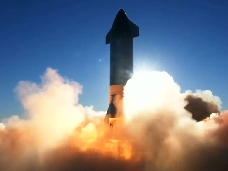 Elon Musk spricht von Erfolg: SpaceX-Rakete bei Testflug explodiert