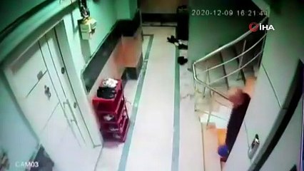Top oynayan çocukları pompalı tüfekle kovaladı