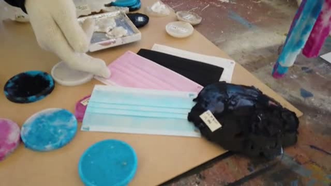 Un estudiante de diseño de Corea del Sur fabric...