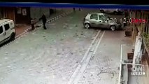 Top oynayan çocuklara kızdı, ateş açtı | Video