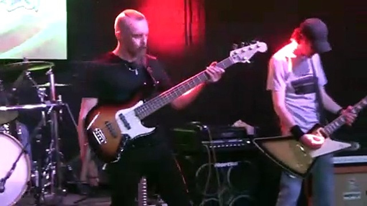 Down Trigger - Live Douai 2019 (Metal/ Hardcore)