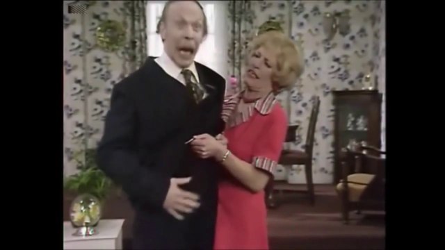 George & Mildred S2/ E1 'Jumble Pie' - Yootha Joyce ~ Brian Murphy ~ Sheila Fearn