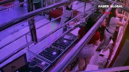 Film gibi kuyumcu soygunu kamerada