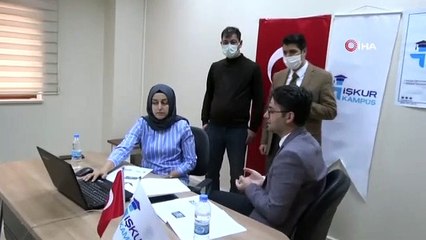 İŞKUR üniversite öğrencilerine rehberlik edecek