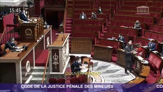 Regardez Eric Dupont-Moretti qui étrille Marine Le Pen à l'Assemblée: Vous mentez sur les chiffres de la délinquance comme vous mentez sur les chiffres de la récidive