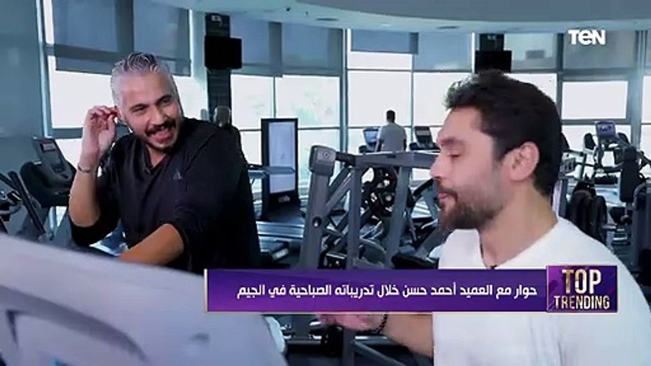 رغم إن الصقر أحمد حسن رياضي بس هيفاجئنا بالأكل اللي بياكله 