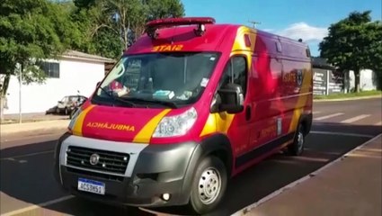 Colisão entre Biz e Mobilete deixa mulher ferida no Bairro Periolo