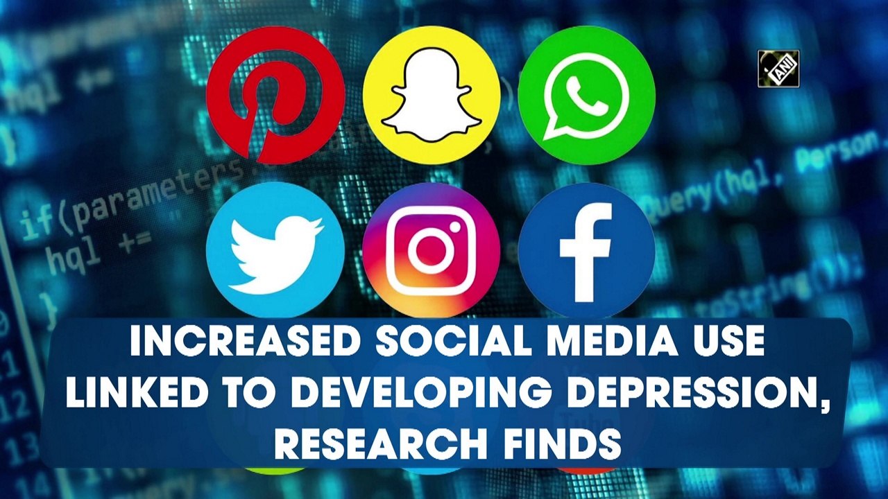 Increased social media use linked to developing depression: Study