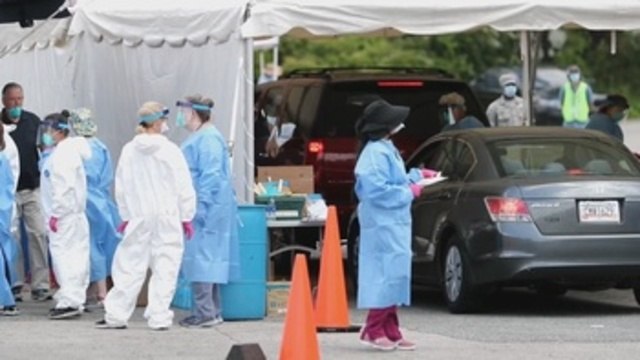 EE.UU. supera por primera vez 3.000 muertes diarias por covid-19