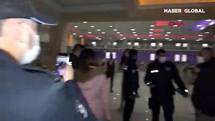 Yasağa rağmen yapılan düğün kötü bitti! Gelin gözyaşlarına boğuldu