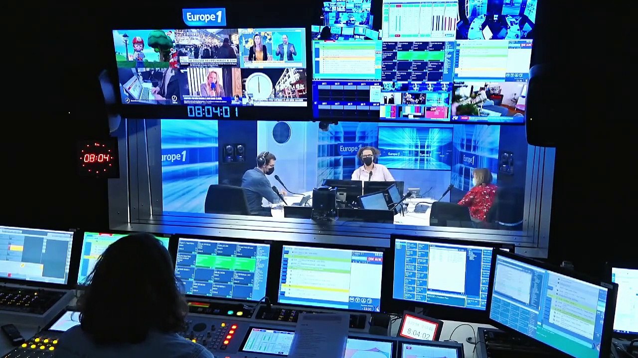 Lieux culturels fermés : "C'est une haine de l'artiste" dénonce Charles Berling