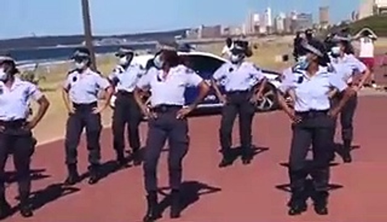 Metro Police Women Celebrate With Jerusalem Dance, See Their Moves