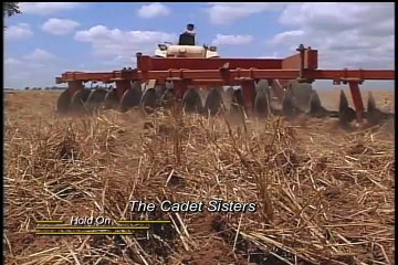Cadet Sisters 04 - Hold On