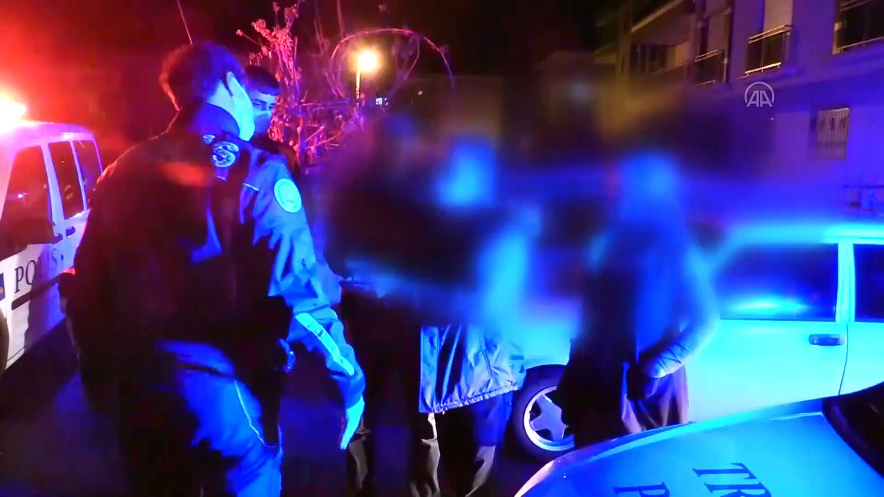 AKSARAY - Sokağa çıkma kısıtlamasına uymayan alkollü sürücüye 4 bin lira ceza