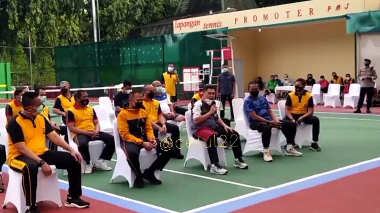 tidak ada satu kelompok atau ormas menempatkan dirinya di atas negara jadi saya harus melakukan penindakan tegas nda ada gigi mundur maju trus