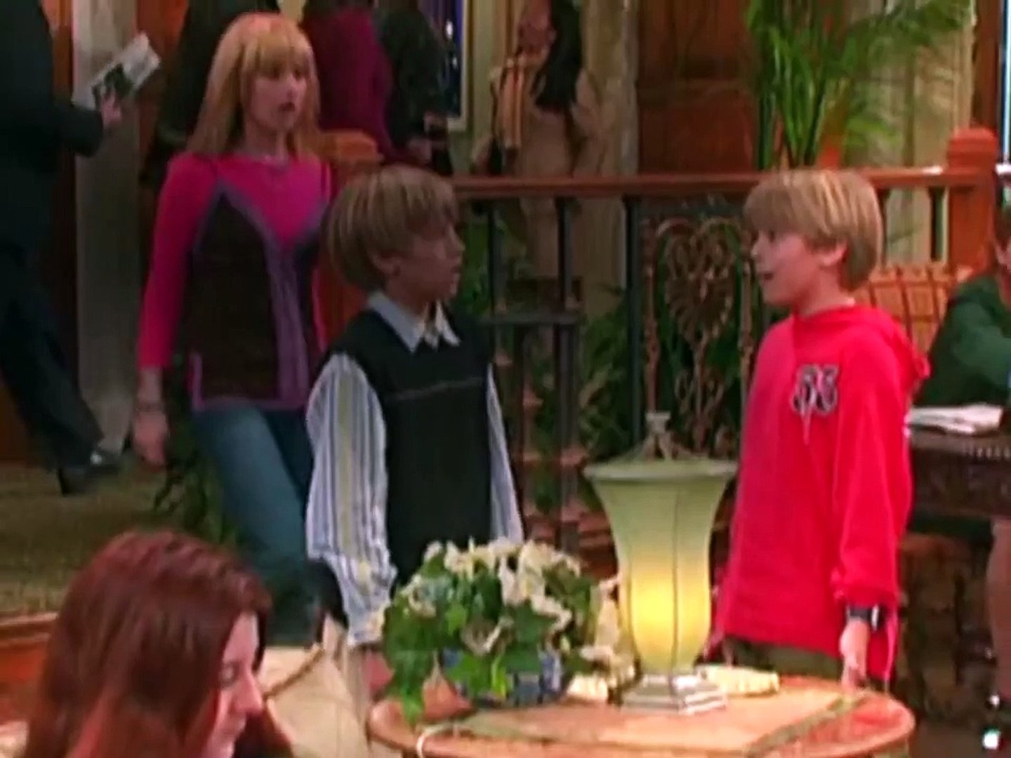 The Suite Life Of Zack And Cody 1x12 It's A Mad Mad Mad Mad Hotel -  Dailymotion Video