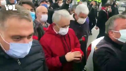 Hayatını kaybeden sağlıkçıları anmaya da izin yok