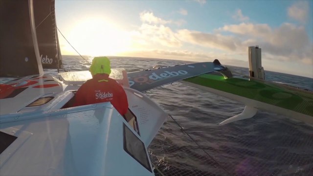 Sodebovoile 2020 : Trophée Jules Verne - [ONBOARD 10 décembre ] Lever de soleil sous les Kergelen
