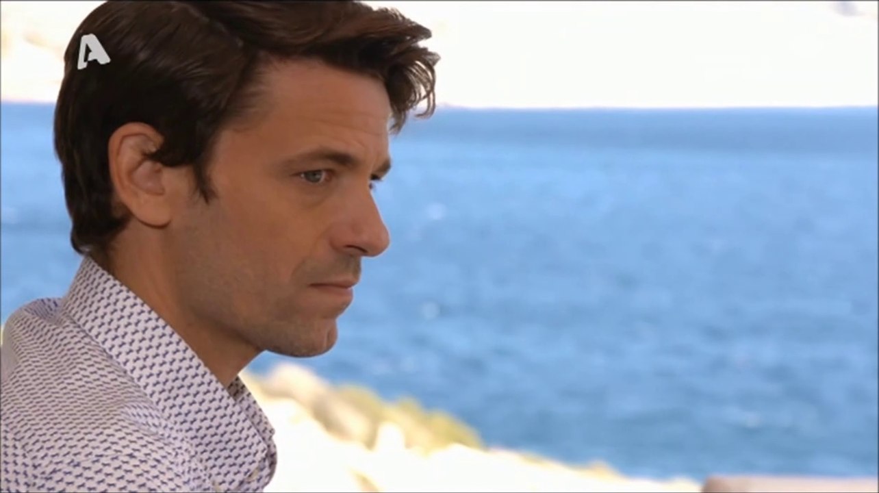 Apostolis Totsikas - Ela sti thesi mou (season 5 episode 64 scenes)
