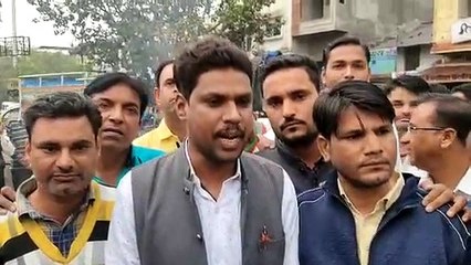 शामगढ़ में भी बीजेपी मंडल कार्यकर्ताओं ने ममता बनर्जी का पुतला जलाया