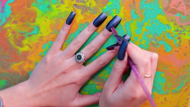 9 Extraños Trucos Para Uñas / Manicura Anti-Estrés