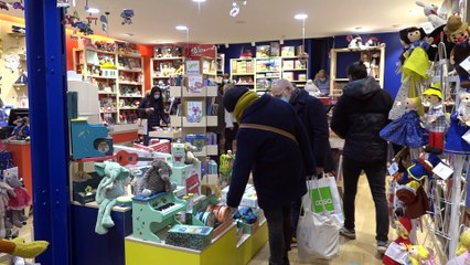 Reportage - Opération Jouets Suspendus