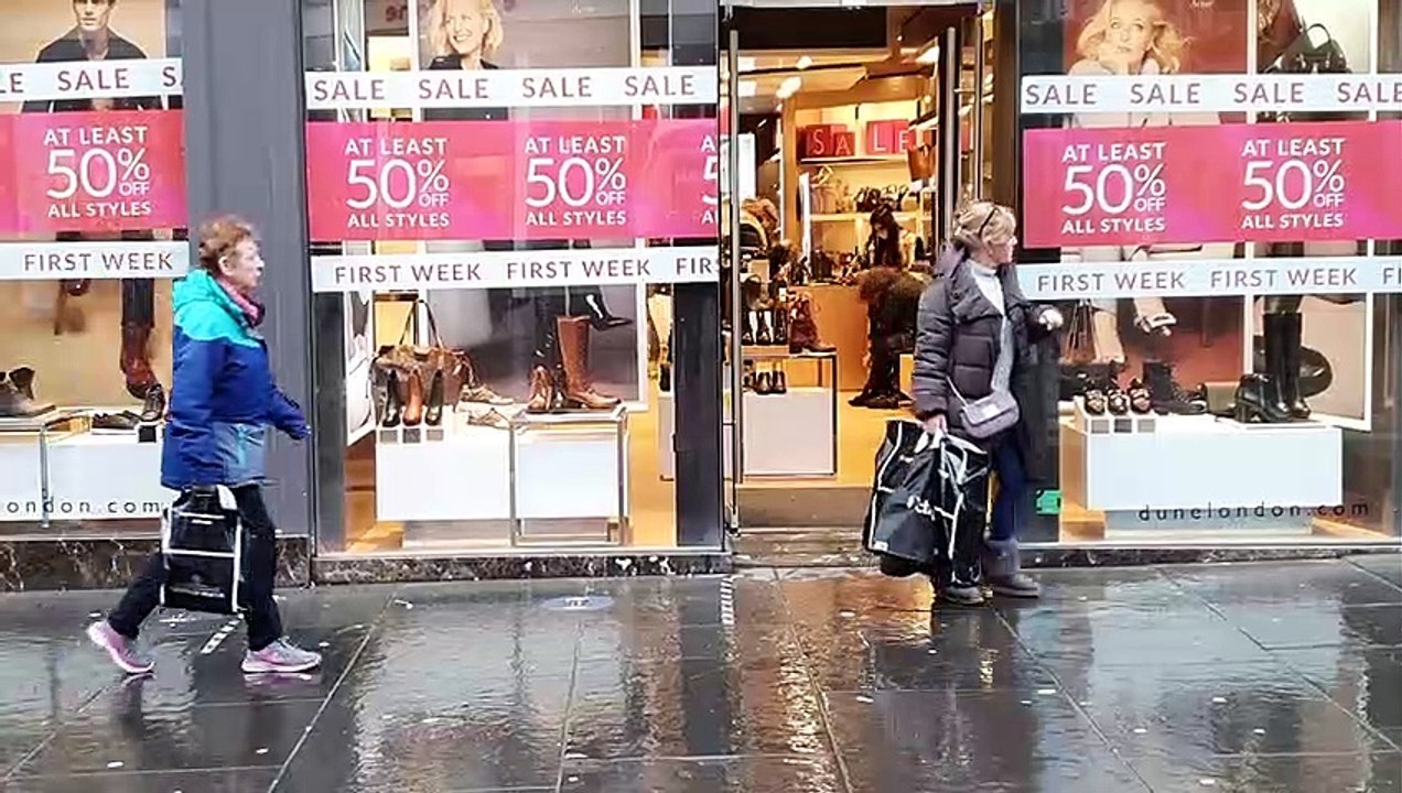 Glasgow shoppers return to the city centre as Covid restrictions are lifted