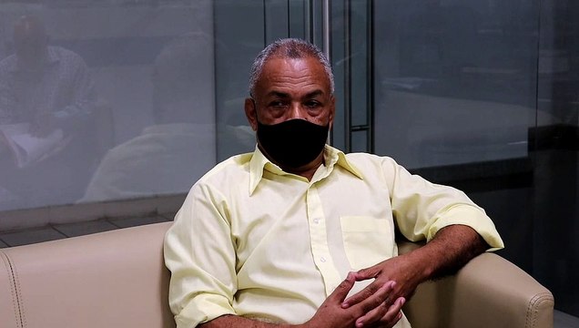 Ex servidores públicos denuncian estar cancelados sin prestaciones por ser miembros del PLD