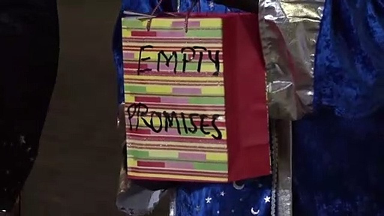 Penurias, atascos y paros industriales amenazan al Reino Unido sin acuerdo posbrexit