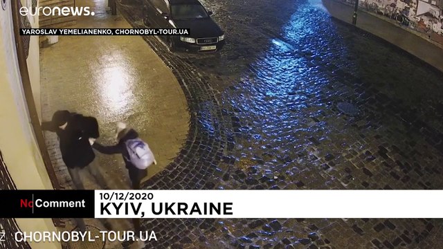 Опасный гололёд на улицах Киева