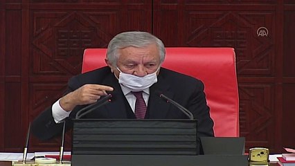 Bakan Varank: Mevzubahis Türk SİHA'ları olunca anti militarist kesiliyorsunuz
