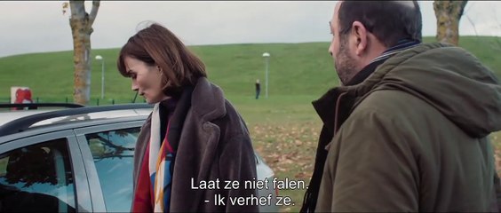 UN TRIOMPHE Film Trailer - Kad Merad, Marina Hands, Laurent Stocker